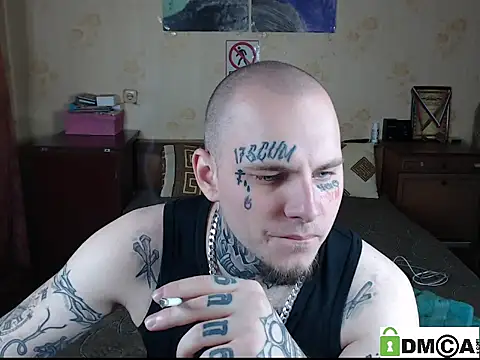 Snapshot of Keny_Collins chatting on 10.20.25 Keny Collins online show from 10.20.25