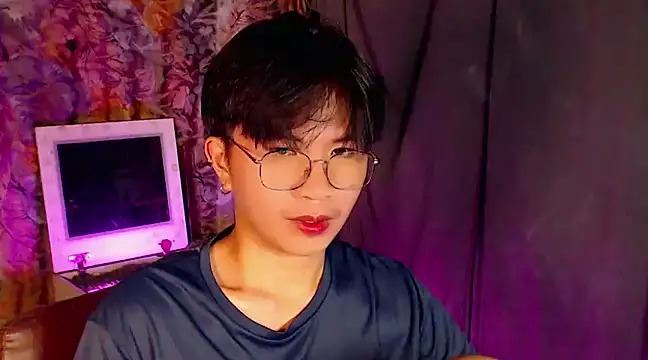 Snapshot of Sexy_Handsome_Drex chatting on 01.23.25 Sexy Handsome Drex online show from 01.23.25