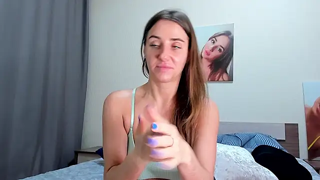 Squishy Goddess online show from 01.08.25