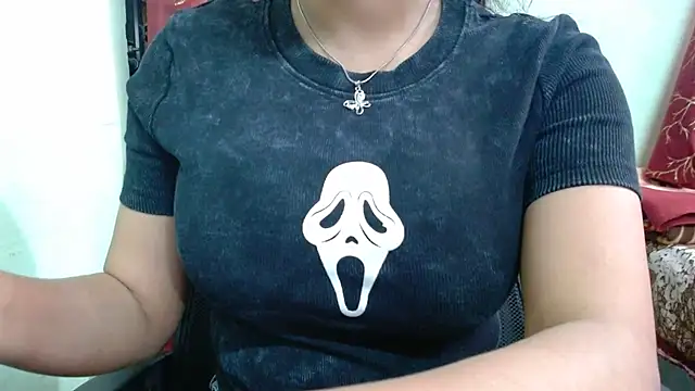 Snapshot of sweet-alia chatting on 04.09.26 sweet-alia online show from 04.09.26