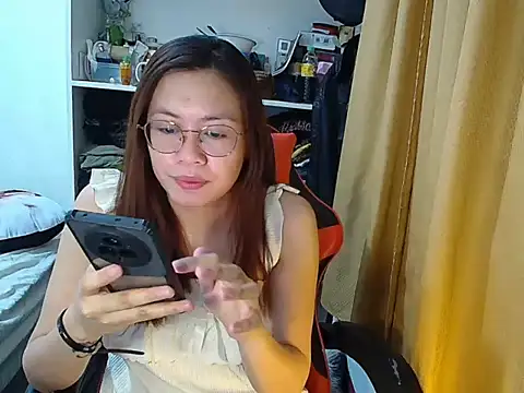 crizzybel online show from 04.18.26