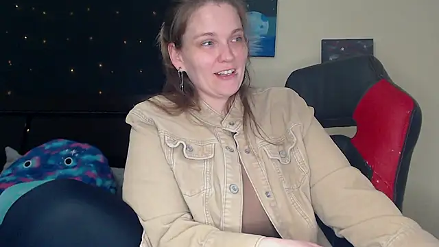 Snapshot of ToxicLilly chatting on 12.05.24 ToxicLilly online show from 12.05.24