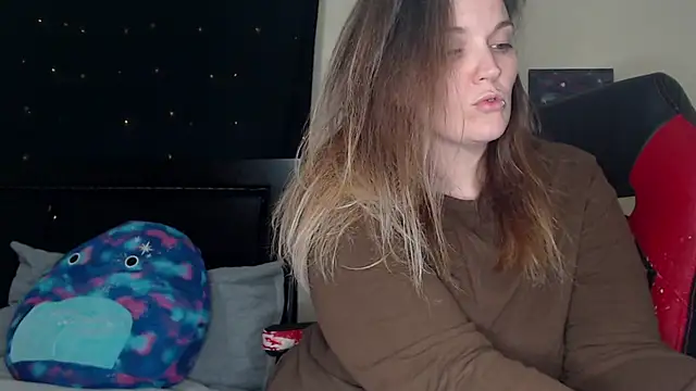 Snapshot of ToxicLilly chatting on 12.13.24 ToxicLilly online show from 12.13.24