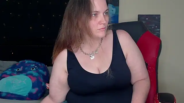 Snapshot of ToxicLilly chatting on 12.16.24 ToxicLilly online show from 12.16.24