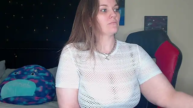 Snapshot of ToxicLilly chatting on 12.20.24 ToxicLilly online show from 12.20.24