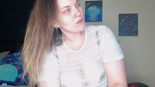 Snapshot of ToxicLilly chatting on 01.09.25 ToxicLilly online show from 01.09.25