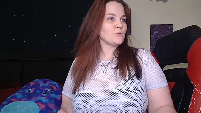 Snapshot of ToxicLilly chatting on 09.16.25 ToxicLilly online show from 09.16.25