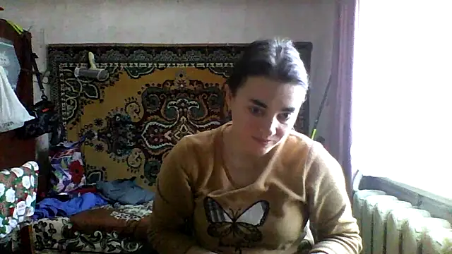 Snapshot of AlisaLaDiva chatting on 02.17.25 AlisaLaDiva online show from 02.17.25
