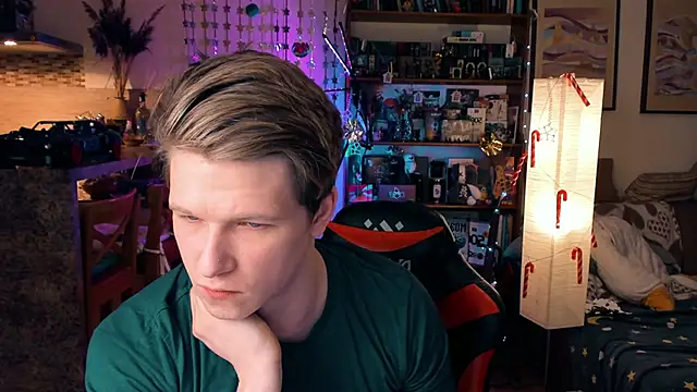 Breston Sweet online show from 12.18.24