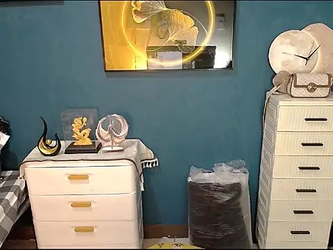 Snapshot of BonaBarrameda chatting on 09.15.25 BonaBarrameda online show from 09.15.25