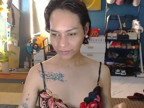 Snapshot of BonaBarrameda chatting on 06.23.26 BonaBarrameda online show from 06.23.26