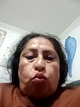 Snapshot of Keyla01_ chatting on 03.20.26 Keyla01 online show from 03.20.26
