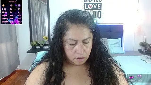Snapshot of Keyla01_ chatting on 03.20.26 Keyla01 online show from 03.20.26