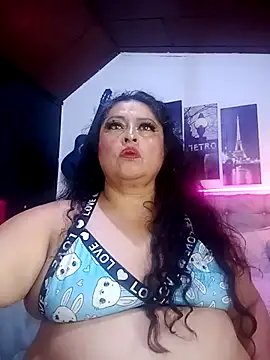 Snapshot of Keyla01_ chatting on 04.11.26 Keyla01 online show from 04.11.26
