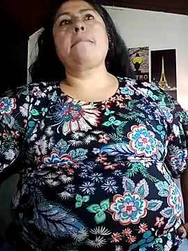 Snapshot of Keyla01_ chatting on 04.16.26 Keyla01 online show from 04.16.26