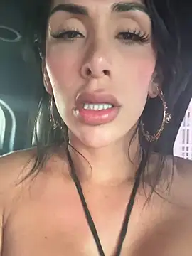 Snapshot of morganaramirez chatting on 01.04.25 morganaramirez online show from 01.04.25