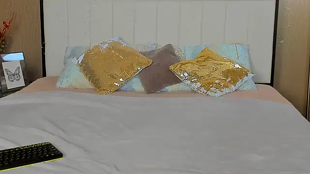 Snapshot of mailymilf chatting on 11.26.25 mailymilf online show from 11.26.25