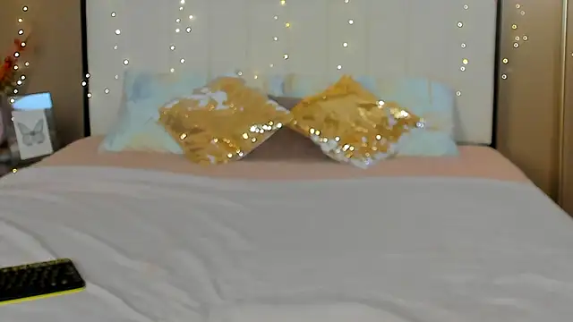 Snapshot of mailymilf chatting on 11.30.25 mailymilf online show from 11.30.25