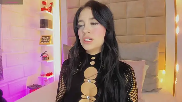 Victoria adaams online show from 04.13.26