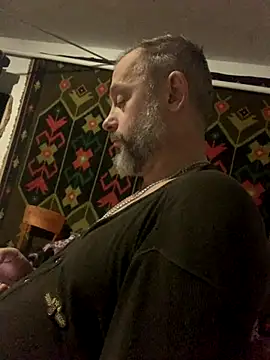 GHsveter online show from 11.10.25