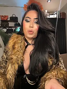 BigDominaMia online show from 11.10.25