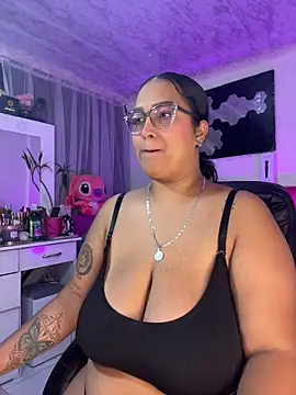 Snapshot of Teffy__xxx chatting on 05.12.26 Teffy xxx online show from 05.12.26