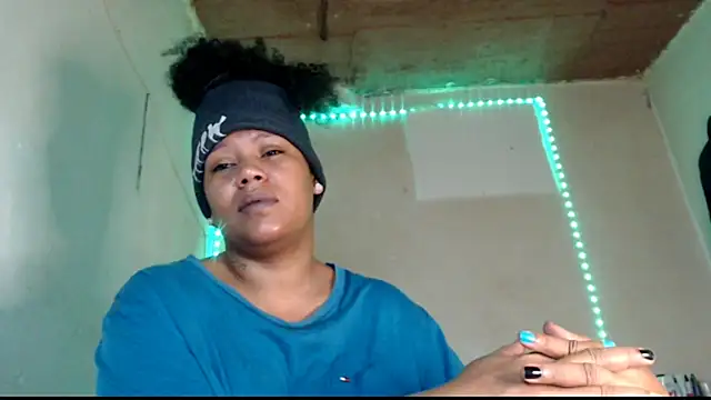 Snapshot of cherry_cleou chatting on 07.09.26 cherry cleou online show from 07.09.26