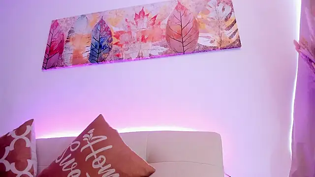 SALOME F0X  online show from 04.13.26