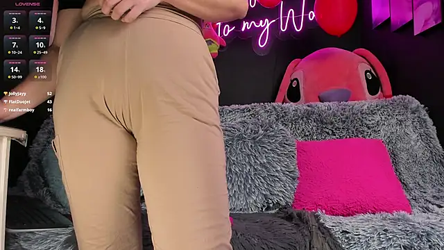 Snapshot of stelleknox_ chatting on 02.17.25 stelleknox online show from 02.17.25