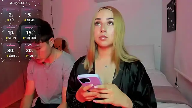 sophi mooreno online show from 12.19.24