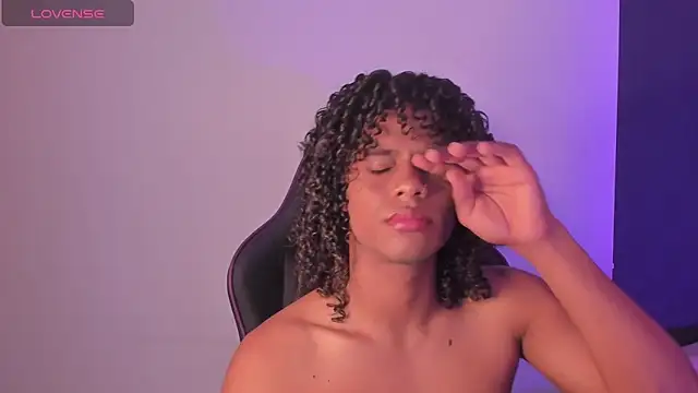 Lucas eevans online show from 02.05.25