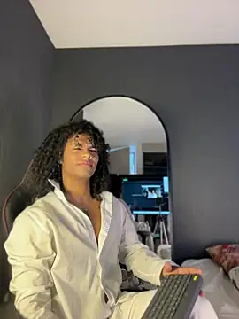 Snapshot of Lucas_eevans chatting on 04.18.26 Lucas eevans online show from 04.18.26