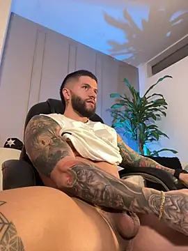 Frank Farrell online show from 04.07.26