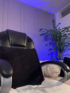 Frank Farrell online show from 04.18.26