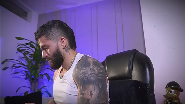 Frank Farrell online show from 04.21.26