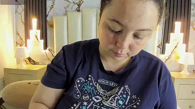 mollieblue69 online show from 02.21.25