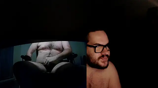 Snapshot of fck_boy123 chatting on 12.16.25 fck boy123 online show from 12.16.25