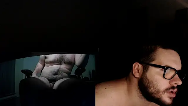 Snapshot of fck_boy123 chatting on 12.17.25 fck boy123 online show from 12.17.25