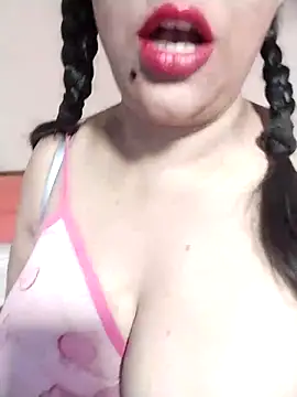 Snapshot of tharu_sweet chatting on 05.04.26 tharu sweet online show from 05.04.26