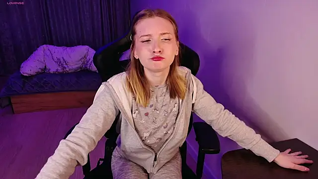  whiteprincess online show from 02.25.25