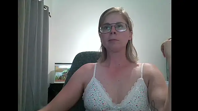 SavannaGirly online show from 02.21.25