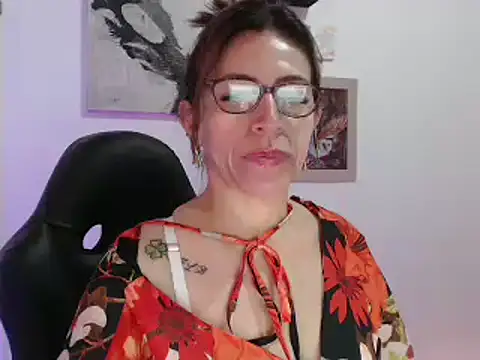 Snapshot of Chayla_Ruiz chatting on 12.29.24 Chayla Ruiz online show from 12.29.24