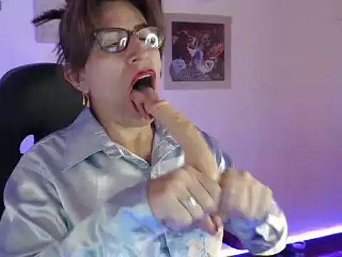 Snapshot of Chayla_Ruiz chatting on 01.18.25 Chayla Ruiz online show from 01.18.25