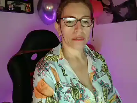 Snapshot of Chayla_Ruiz chatting on 02.27.25 Chayla Ruiz online show from 02.27.25