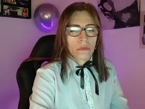 Snapshot of Chayla_Ruiz chatting on 03.03.25 Chayla Ruiz online show from 03.03.25
