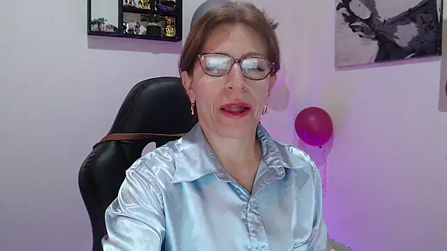 Snapshot of Chayla_Ruiz chatting on 03.19.25 Chayla Ruiz online show from 03.19.25