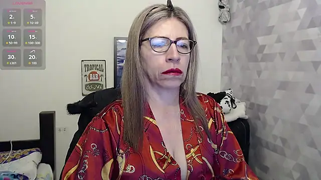 Snapshot of Chayla_Ruiz chatting on 09.20.25 Chayla Ruiz online show from 09.20.25