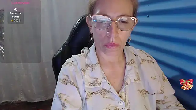 Chayla Ruiz online show from 04.14.26