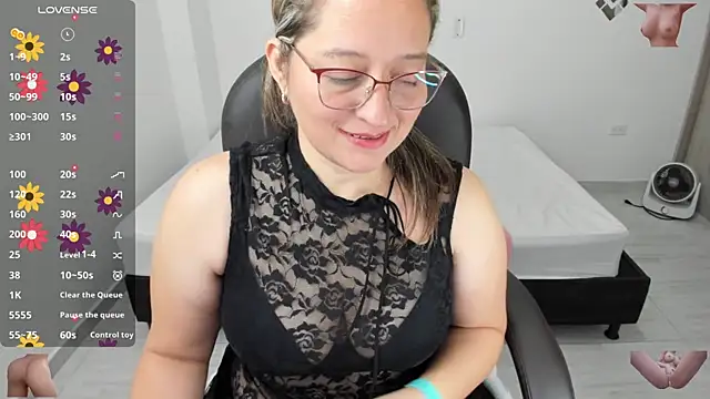 alejandra milf  online show from 02.15.25