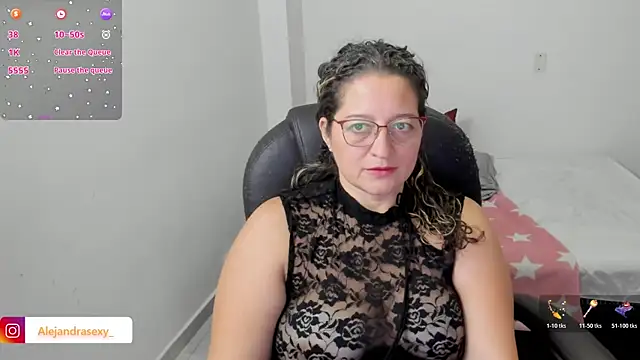 Snapshot of alejandra_milf_ chatting on 05.22.26 alejandra milf online show from 05.22.26
